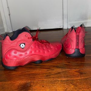 Jordan Jumpman Team 2 Gym Red size 10.5